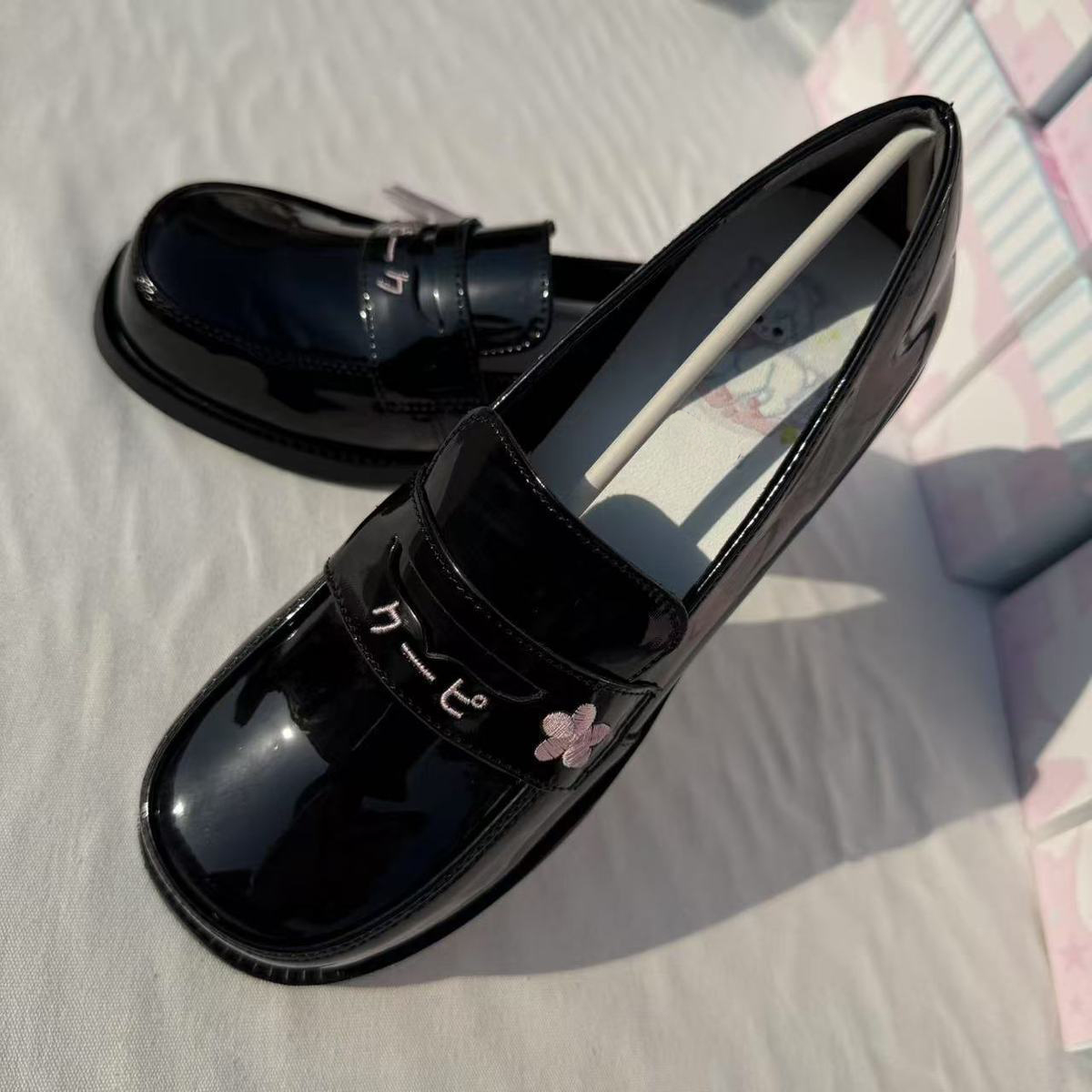 Urocze buty w japońskim stylu  – Women'S Shoes Kitten Heels recenzja i cena