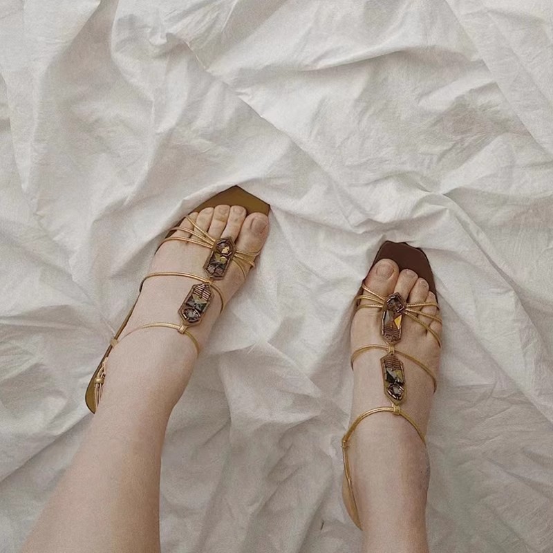 Złote, błyszczące, egipskie sa – Women Shoes Egypt recenzja i cena