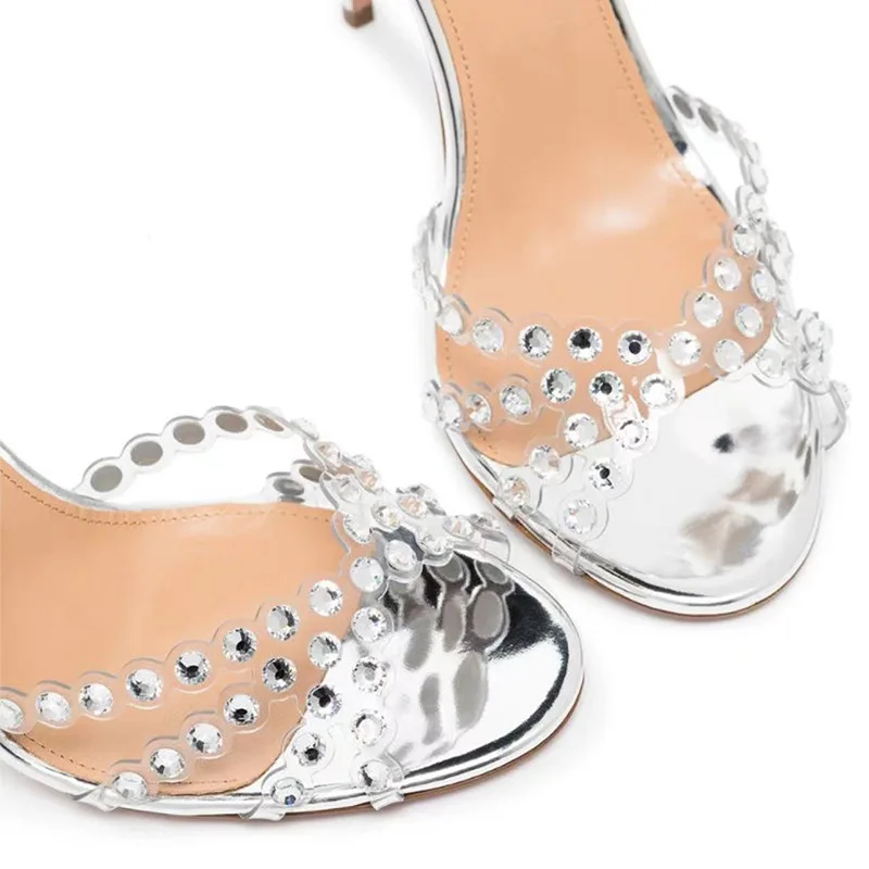 Eleganckie srebrne sandały na  – Jelly Sandal Women recenzja i cena