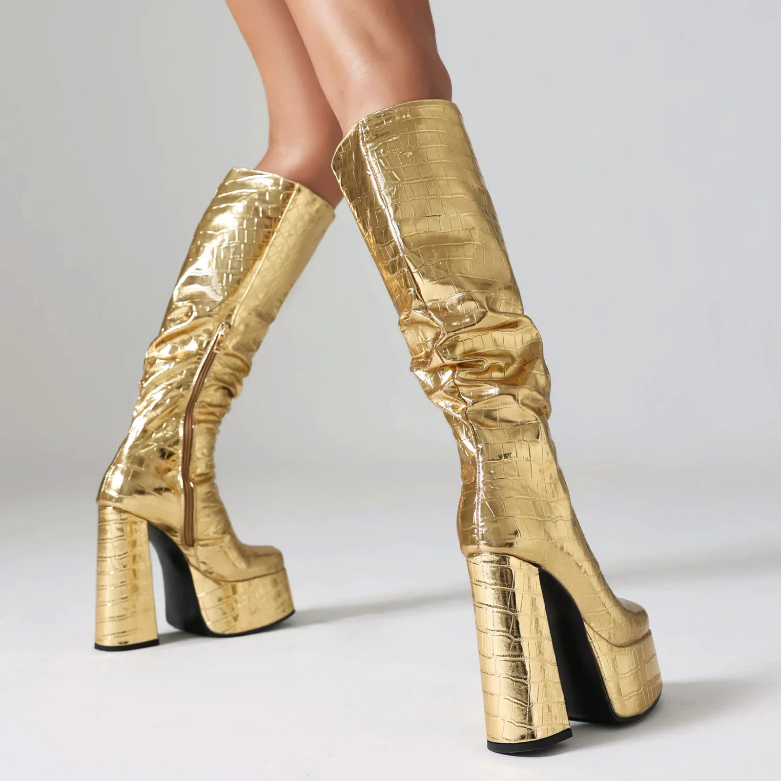 Shiny Silver Women Pleated Pla – Zip Up Boots Short recenzja i cena